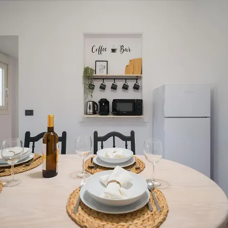 Live Tirajana Shepherds House